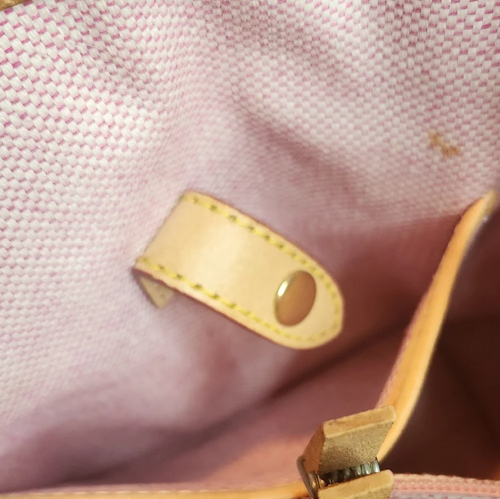 Authentic Dooney & Bourke Janine Satchel Tan Leather FLAWED see description - Picture 8 of 16